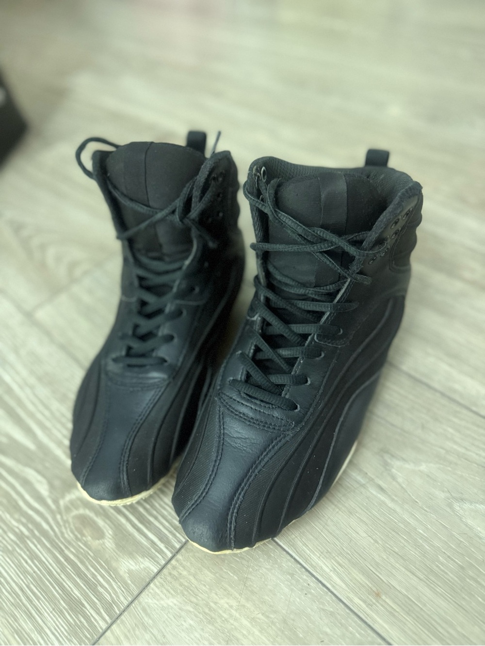 Men's Black High-Top Leather Sneakers